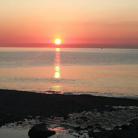 G Home2 公寓 陶尔米纳